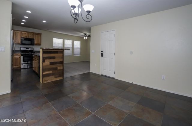 8021 E Judicial Street, Tucson, AZ 85730