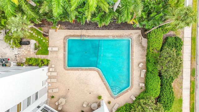 435 S GULFSTREAM AVENUE 1006, Sarasota, FL 34236