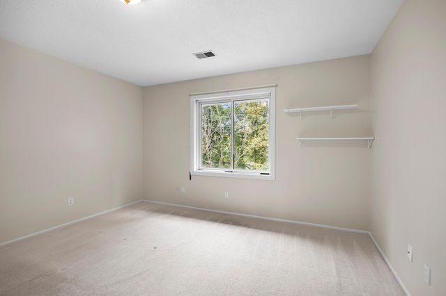 15588 Canyon Ridge, Eden Prairie, MN 55347