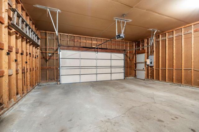 15588 Canyon Ridge, Eden Prairie, MN 55347