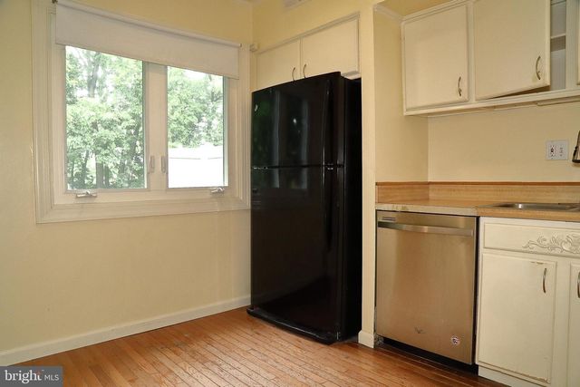 10 CEDAR LN, Mountville, PA 17554