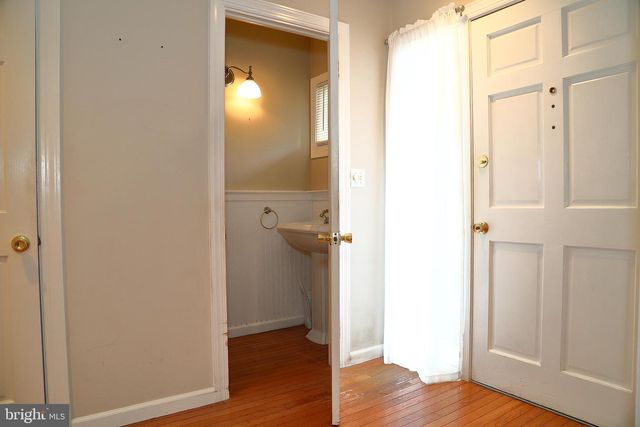 10 CEDAR LN, Mountville, PA 17554