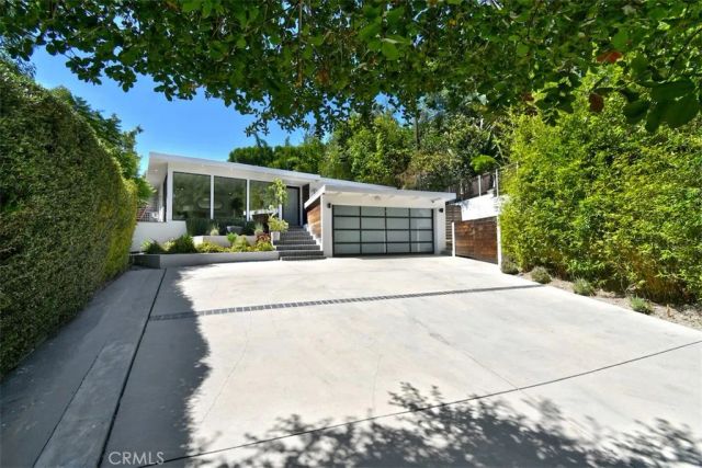 3901 Ventura Canyon Avenue, Sherman Oaks, CA 91423