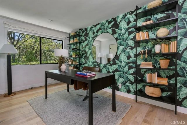 3901 Ventura Canyon Avenue, Sherman Oaks, CA 91423