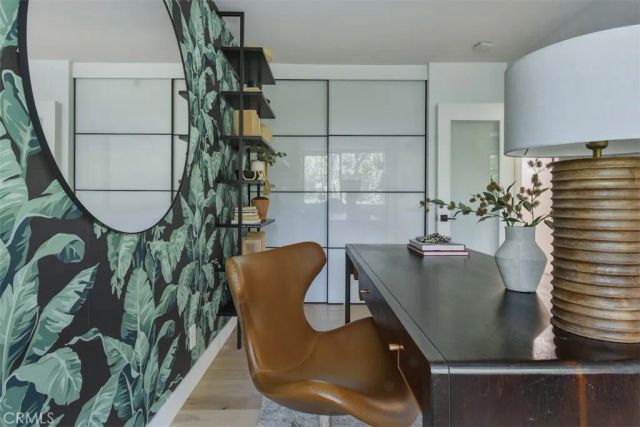 3901 Ventura Canyon Avenue, Sherman Oaks, CA 91423