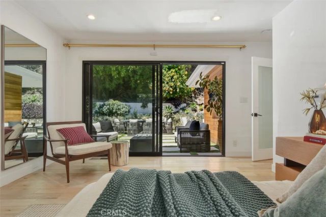 3901 Ventura Canyon Avenue, Sherman Oaks, CA 91423