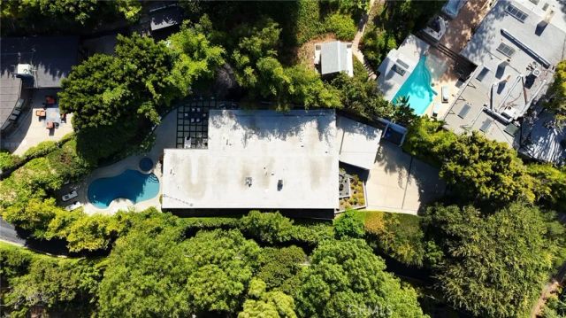 3901 Ventura Canyon Avenue, Sherman Oaks, CA 91423