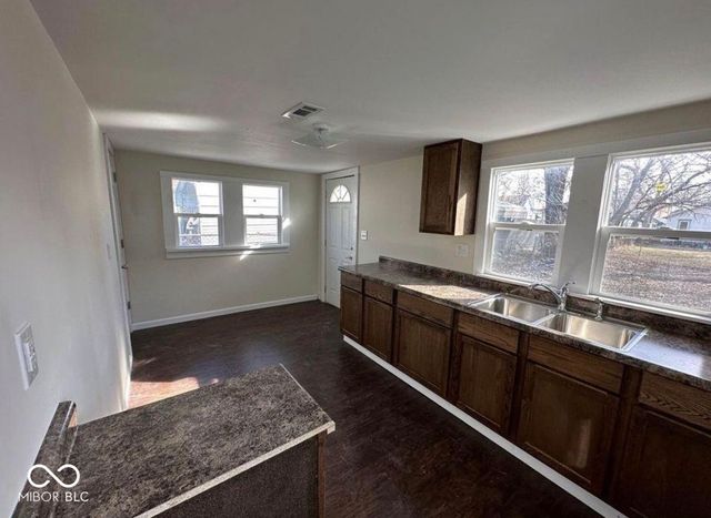 1623 W 20th Street, Anderson, IN 46016