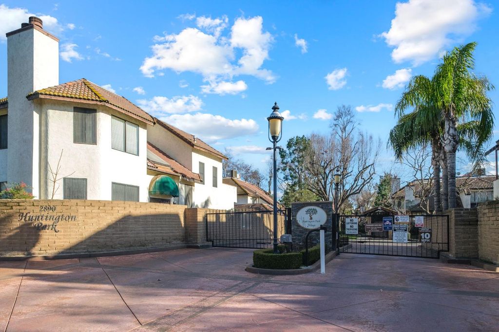 Image 30 of property listing at 2890 Huntington Boulevard # 149, Fresno, CA 93721