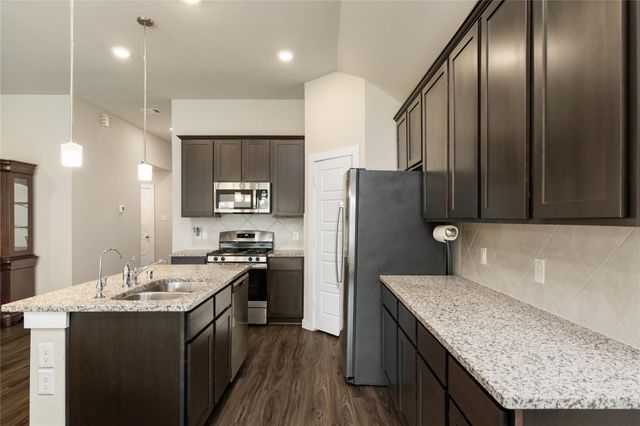 7622 Mistral Lane, Baytown, TX 77523