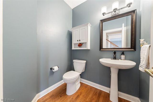 652 Treeside Lane, Avon Lake, OH 44012