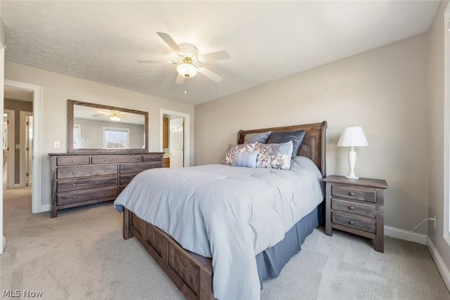 652 Treeside Lane, Avon Lake, OH 44012