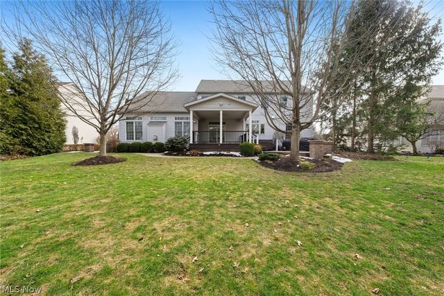 652 Treeside Lane, Avon Lake, OH 44012