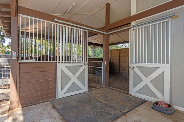 17531 COUNTY ROAD 455, Montverde, FL 34756
