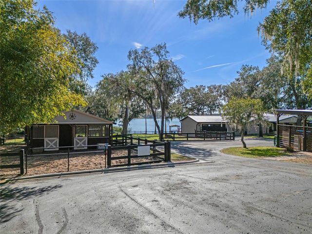 17531 COUNTY ROAD 455, Montverde, FL 34756