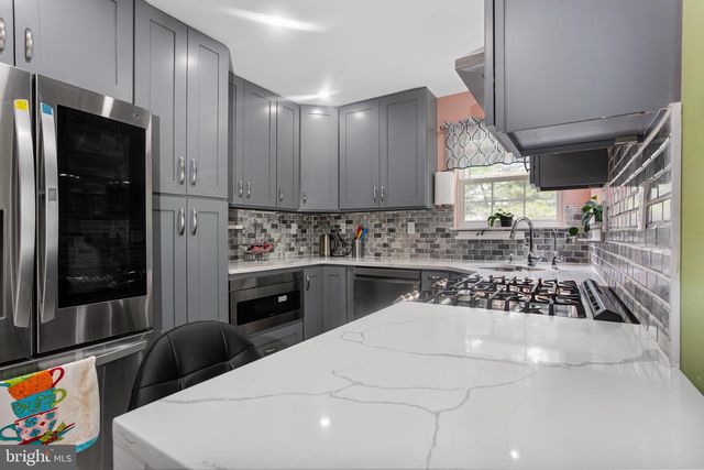 1030 GREENES WAY CIR, Collegeville, PA 19426