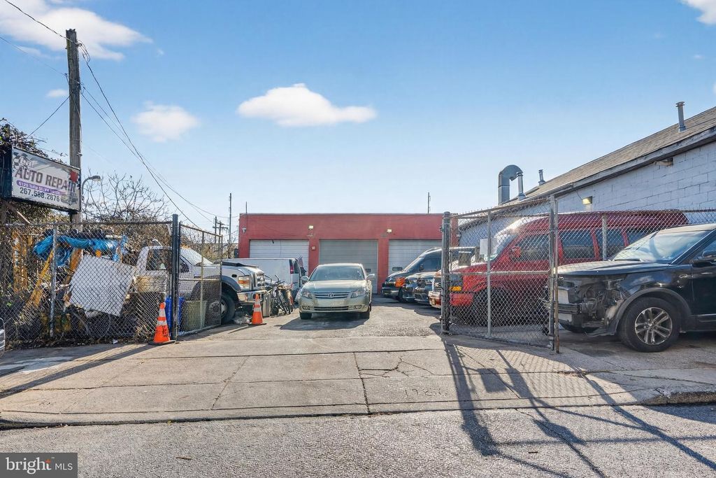 6125 TULIP ST, Philadelphia, PA 19135