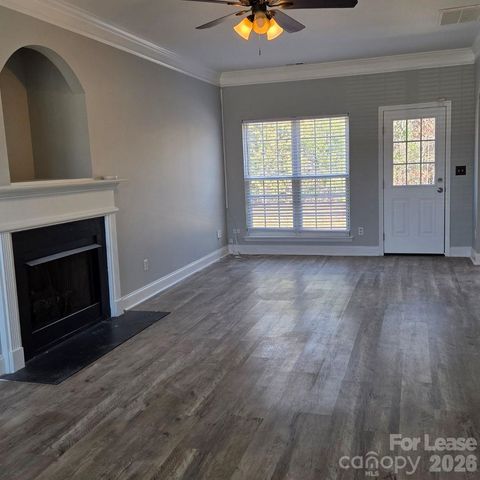 5840 Timbertop Lane, Charlotte, NC 28215