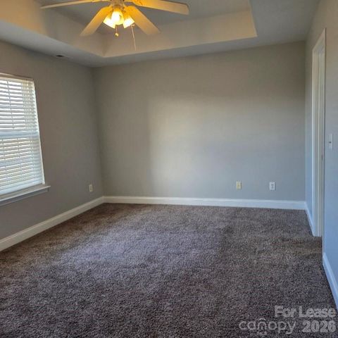 5840 Timbertop Lane, Charlotte, NC 28215