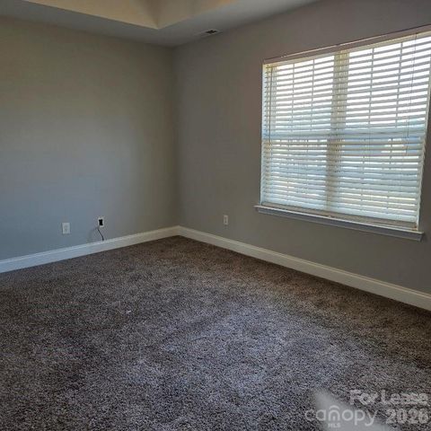 5840 Timbertop Lane, Charlotte, NC 28215