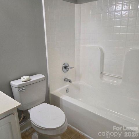 5840 Timbertop Lane, Charlotte, NC 28215