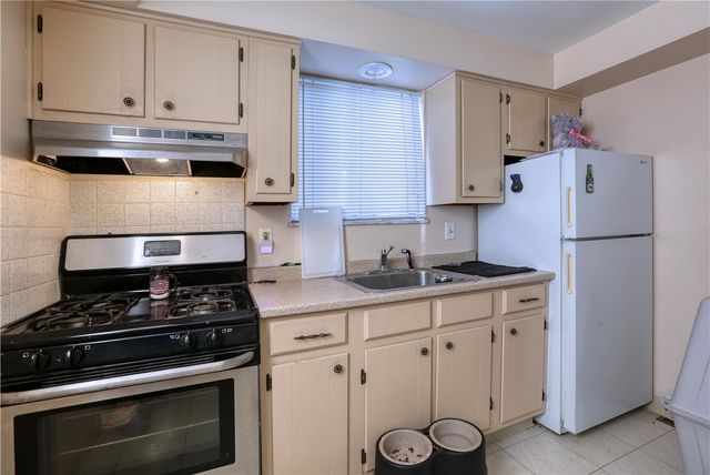 622 Virginia Ave, Rochester Twp, PA 15074