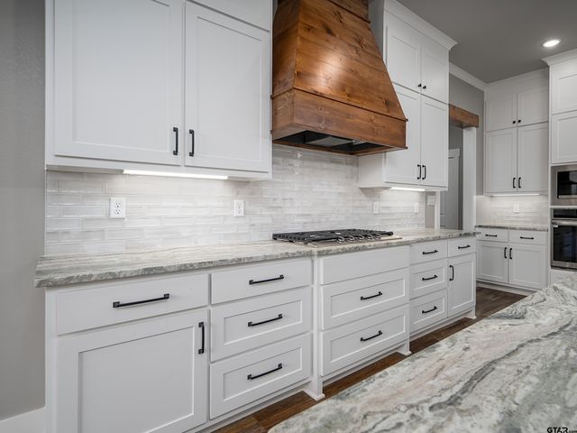 352 Heritage Way, Bullard, TX 75757