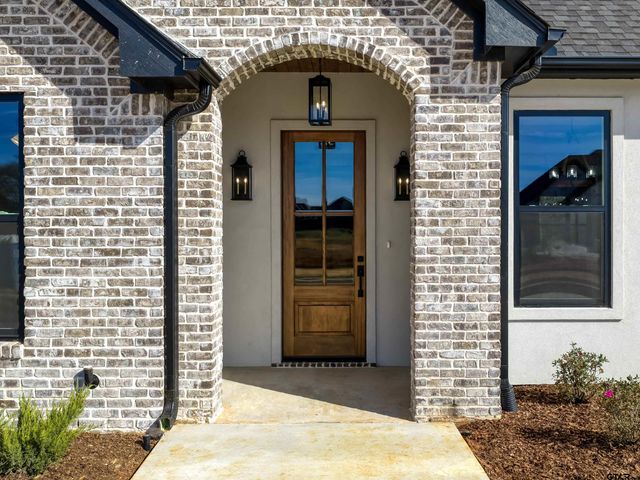 352 Heritage Way, Bullard, TX 75757