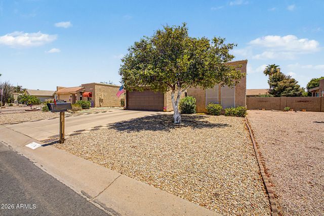 26423 S SNEAD Drive, Sun Lakes, AZ 85248