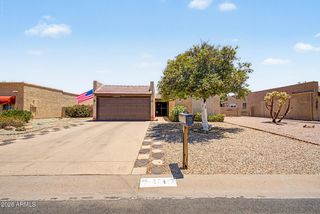 26423 S SNEAD Drive, Sun Lakes, AZ 85248