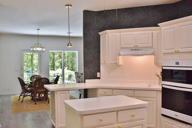 97 Mansilla Way, Hot Springs Village, AR 71900