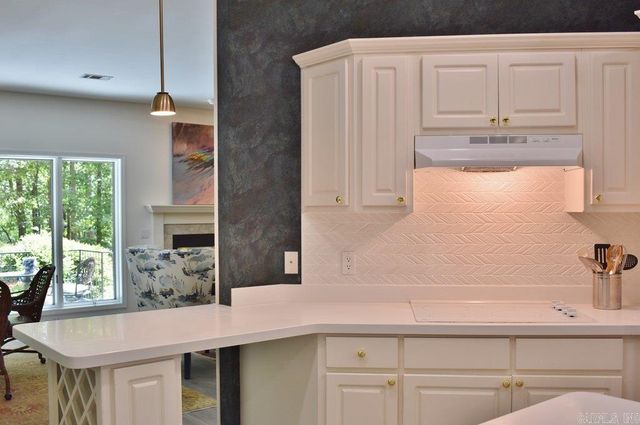 97 Mansilla Way, Hot Springs Village, AR 71900