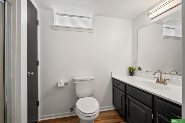 2330 S 90th Street, Omaha, NE 68124