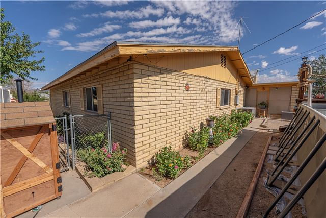 2534 Crozier Avenue, Kingman, AZ 86401