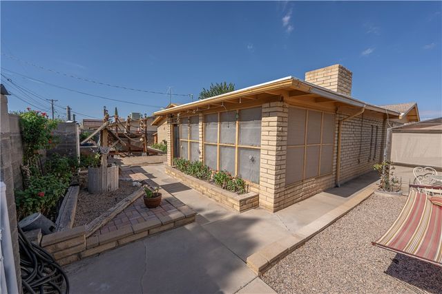 2534 Crozier Avenue, Kingman, AZ 86401