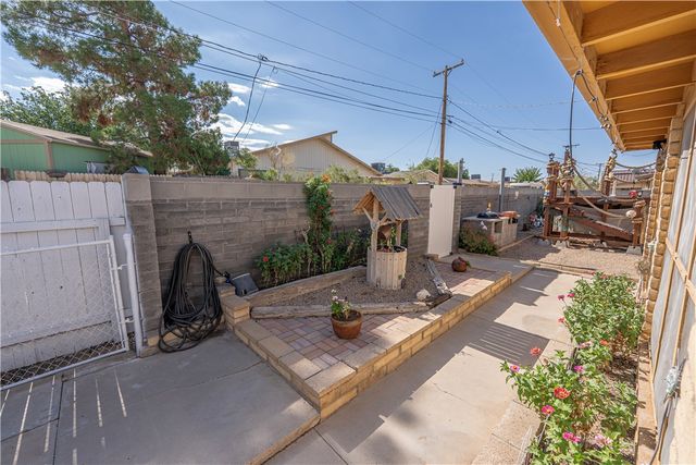 2534 Crozier Avenue, Kingman, AZ 86401