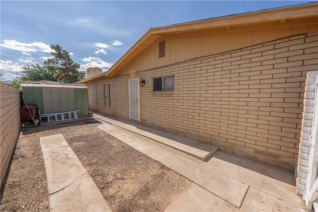 2534 Crozier Avenue, Kingman, AZ 86401
