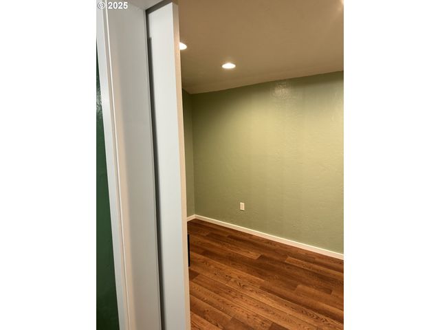 1745 Rifle Range Rd, Roseburg, OR 97470