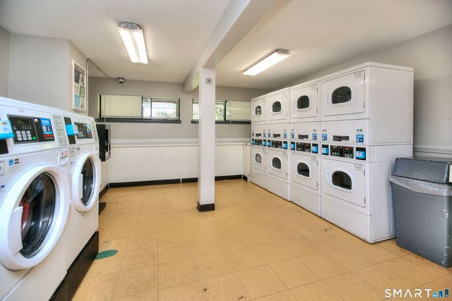 3699 Broadbridge Avenue 101, Stratford, CT 06614