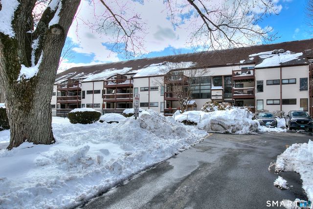 3699 Broadbridge Avenue 101, Stratford, CT 06614