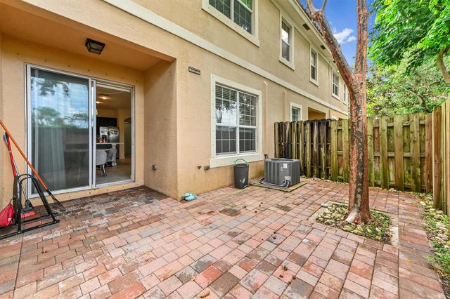 5053 Ellery Terrace, West Palm Beach, FL 33417