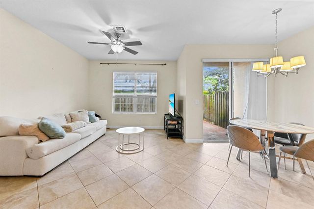 5053 Ellery Terrace, West Palm Beach, FL 33417