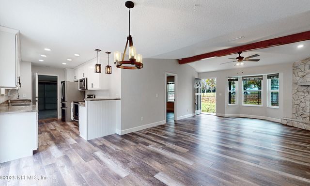 4656 HEDGEHOG Street, Middleburg, FL 32068