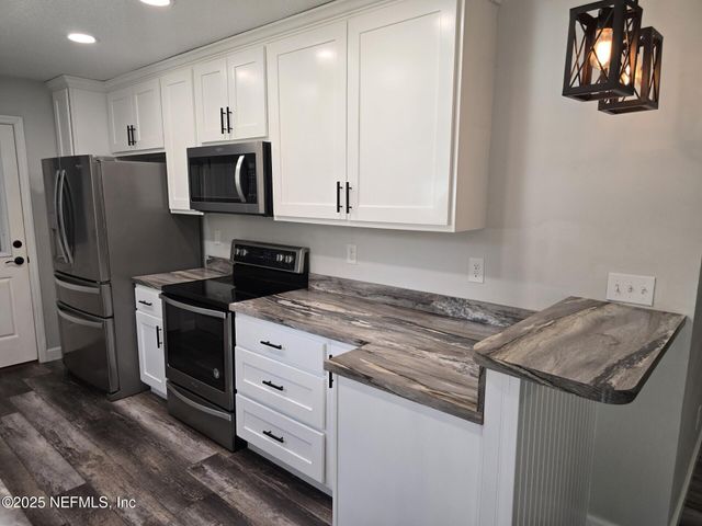 4656 HEDGEHOG Street, Middleburg, FL 32068