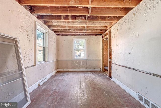 3118 S CONSTITUTION RD, Camden, NJ 08104