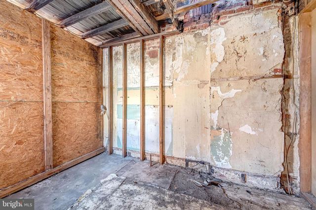 3118 S CONSTITUTION RD, Camden, NJ 08104