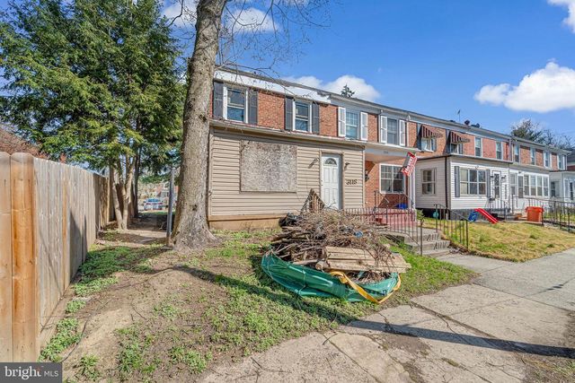 3118 S CONSTITUTION RD, Camden, NJ 08104