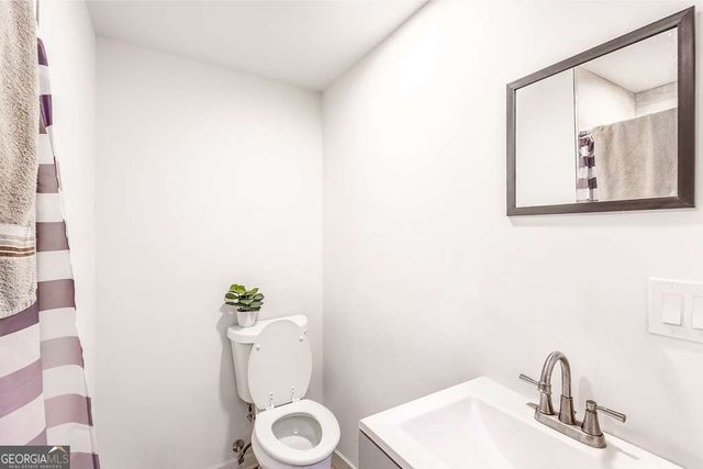 3907 Robin Court, Acworth, GA 30101