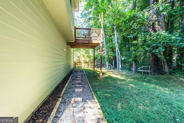 3907 Robin Court, Acworth, GA 30101