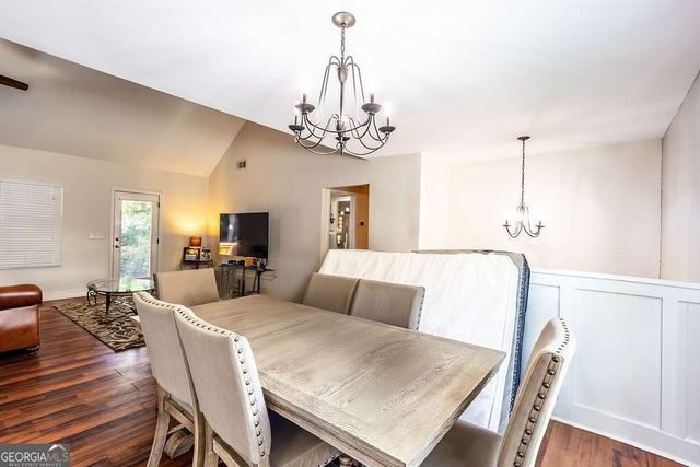 3907 Robin Court, Acworth, GA 30101